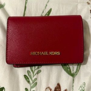 Michael Kors Women’s Jet Set MK MD Slim Wallet